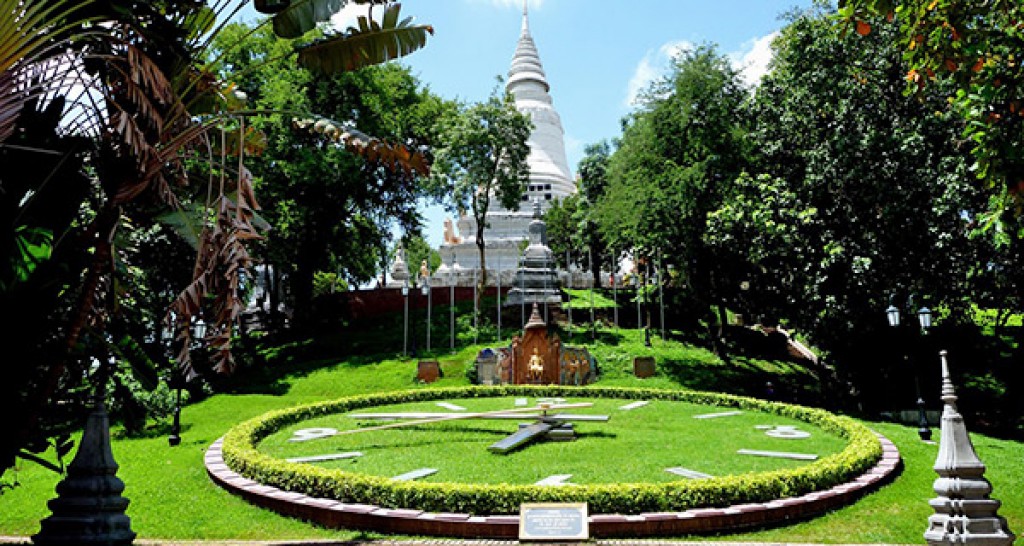 Modern holiday rental apartment in Phnom Penh near Riverside